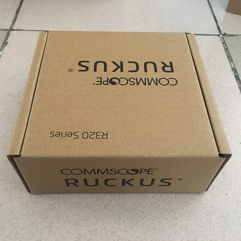 RUCKUS 901-R320-WW02 R720 Access Point product image